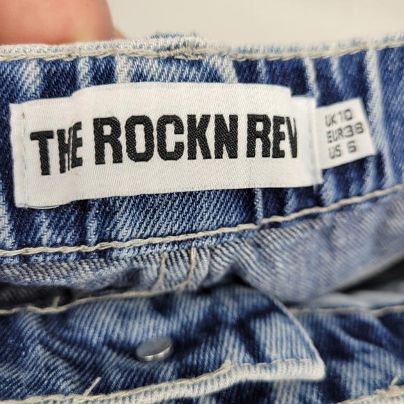 🖤 womens size 6 the rockn rev acid wash cropped high waist mom jeans - Picture 12 of 13